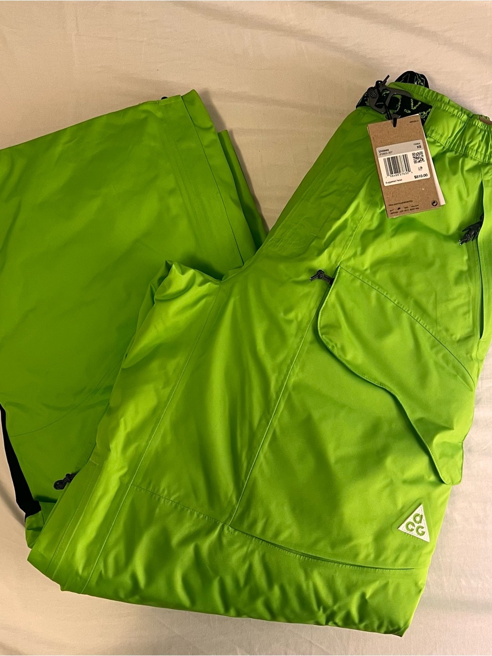 Nike ACG UNISEX Lime Green Snow Pants